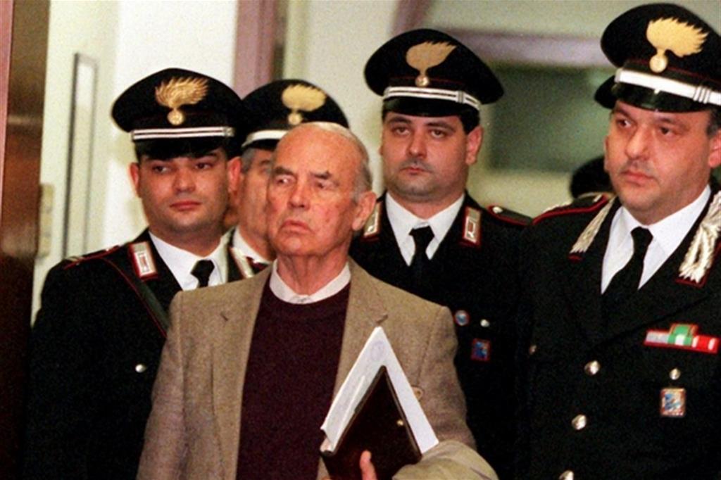 1995 - L'Italia ottiene Priebke, boia delle Ardeatine