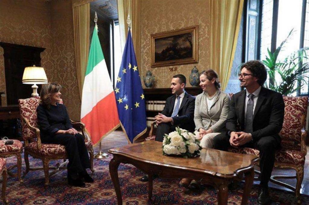 La presidente del Senato Casellati incontra la delegazione del M5S (Ansa)