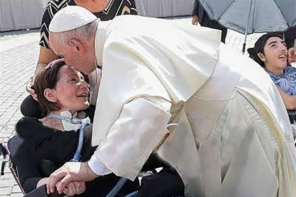 L'incontro di Laura con papa Francesco il 10 settembre 2016