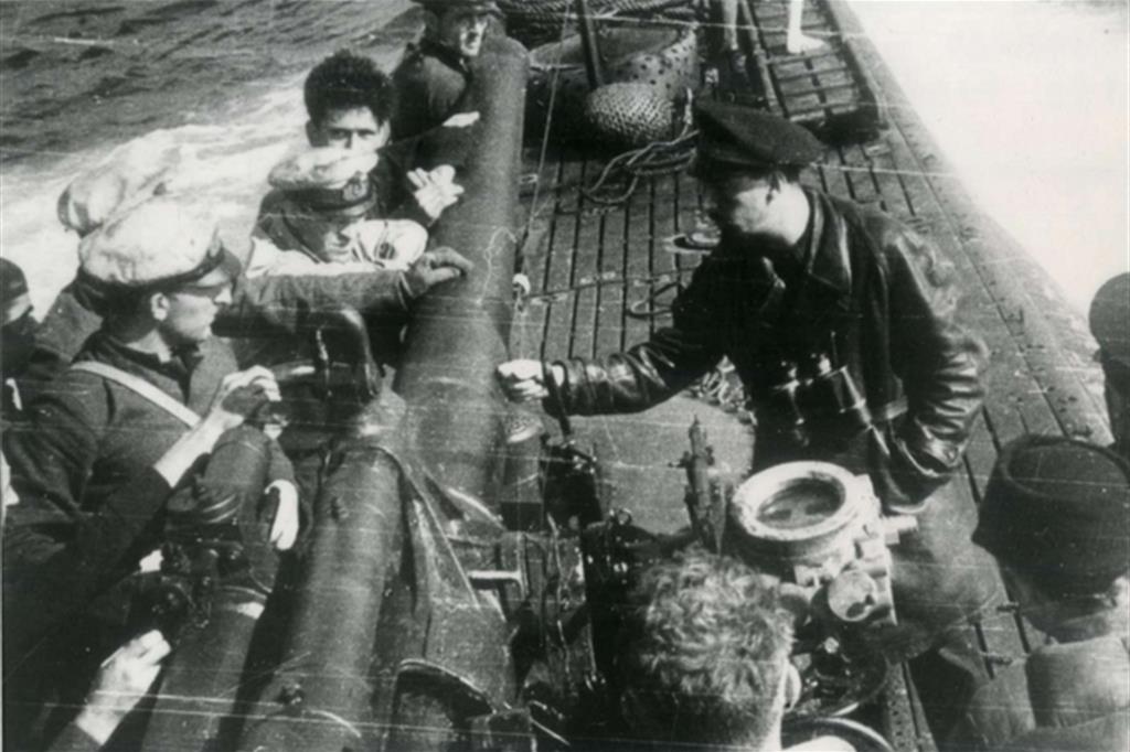 Il salvataggio dei naufraghi del piroscafo belga Kabalo da parte del sommergibile “Cappellini” della Regia Marina capitanato da Salvatore Todaro nel 1940 nelle acque fra Madera e la costa africana