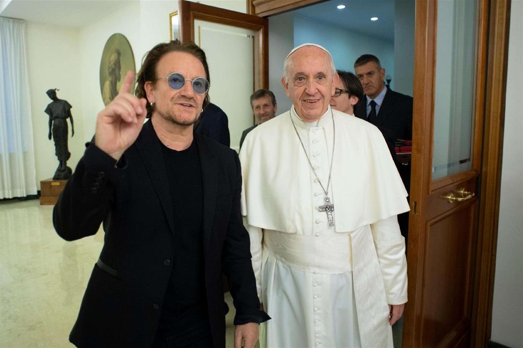 Bono Vox (U2) da papa Francesco, sostegno a Scholas Occurrentes