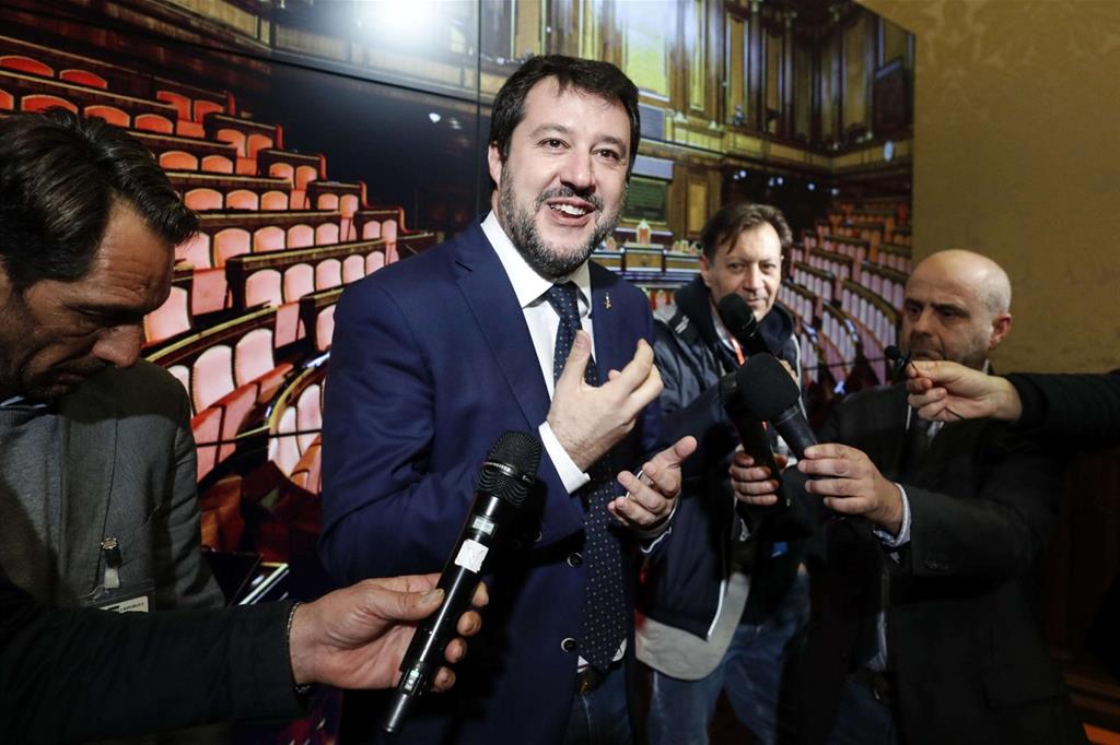 Tribunale dei ministri: Salvini abusò dei suoi poteri