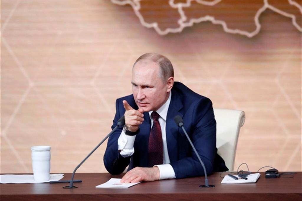 Vladimir Putin nella tradizionale conferenza stampa di fine anno, a Mosca il 19 dicembre 2019