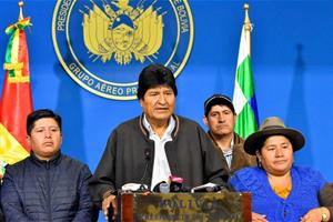Proteste, Morales si dimette. Il Papa: preghiamo per i boliviani