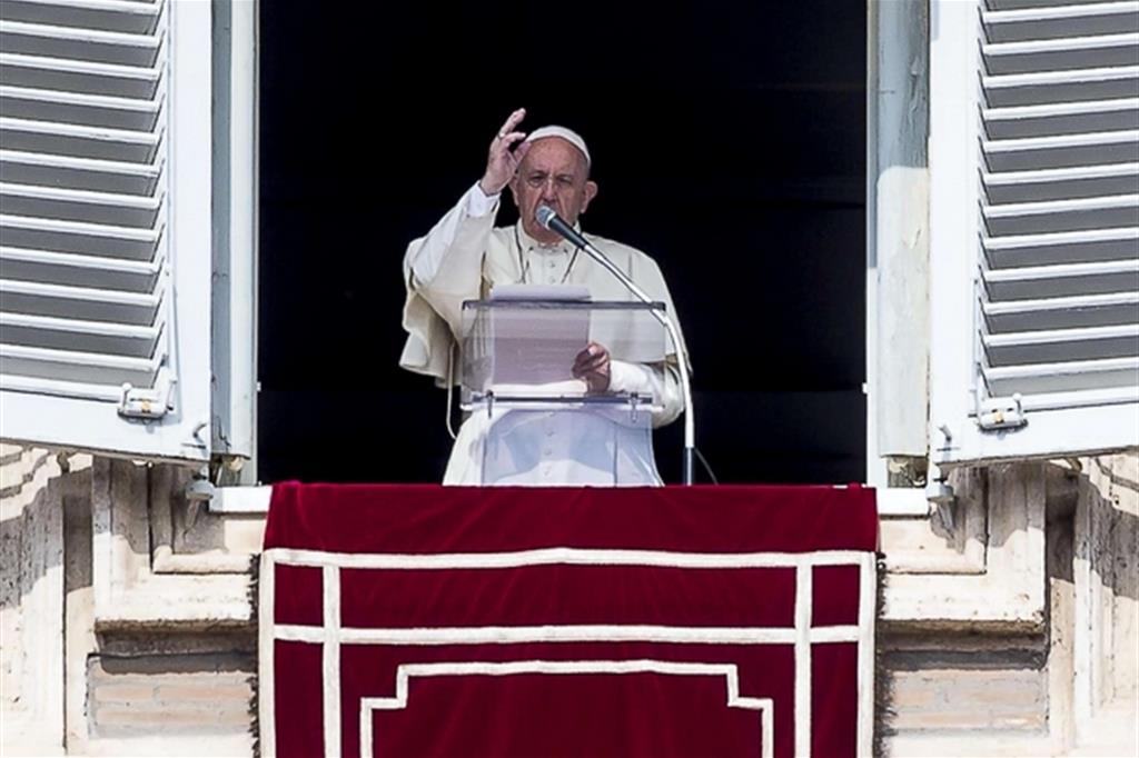 Il Papa: ogni battezzato cooperi all’annuncio della Parola