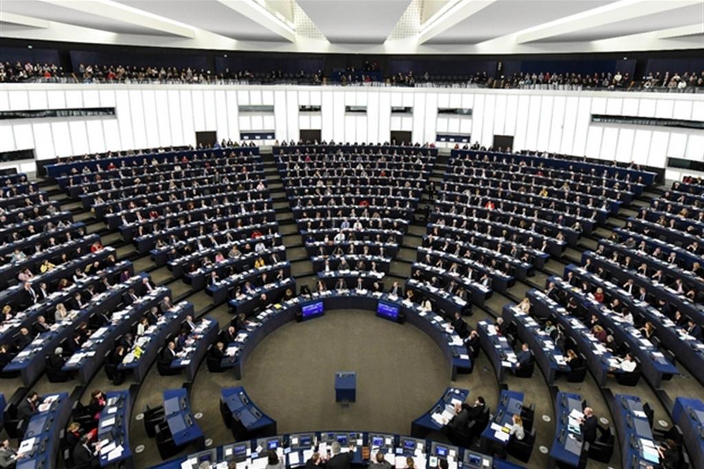 Qui Strasburgo l’assemblea da 3.143 scelte