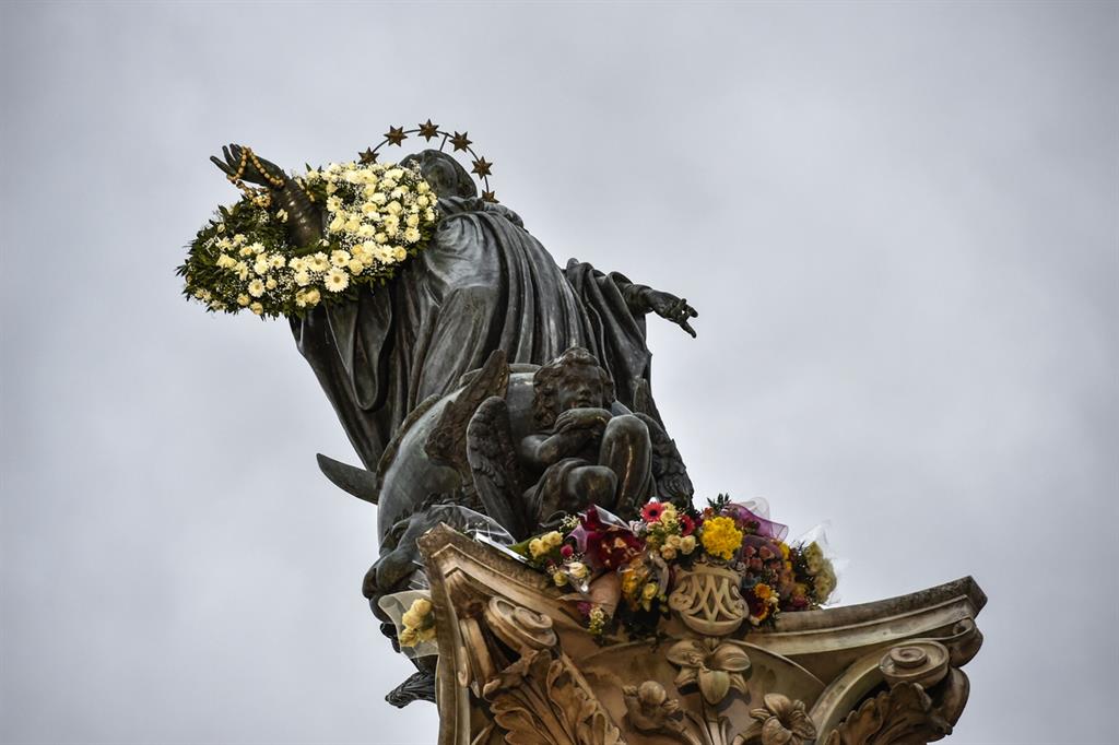 La Madonna in piazza di Spagna a Roma di fronte a cui pregherà il Papa l'8 dicembre