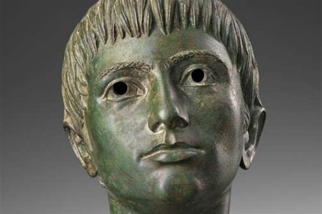 “Testa di giovinetto”, bronzo, 330 a.C. circa