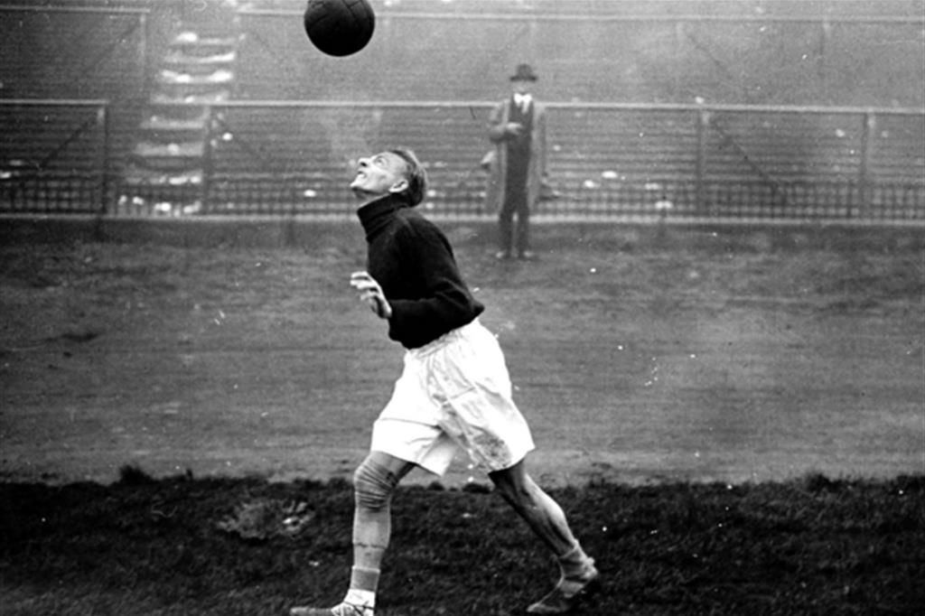 Un’immagine del grande Matthias Sindelar, il più forte calciatore austriaco di tutti i tempi (1903-1939)