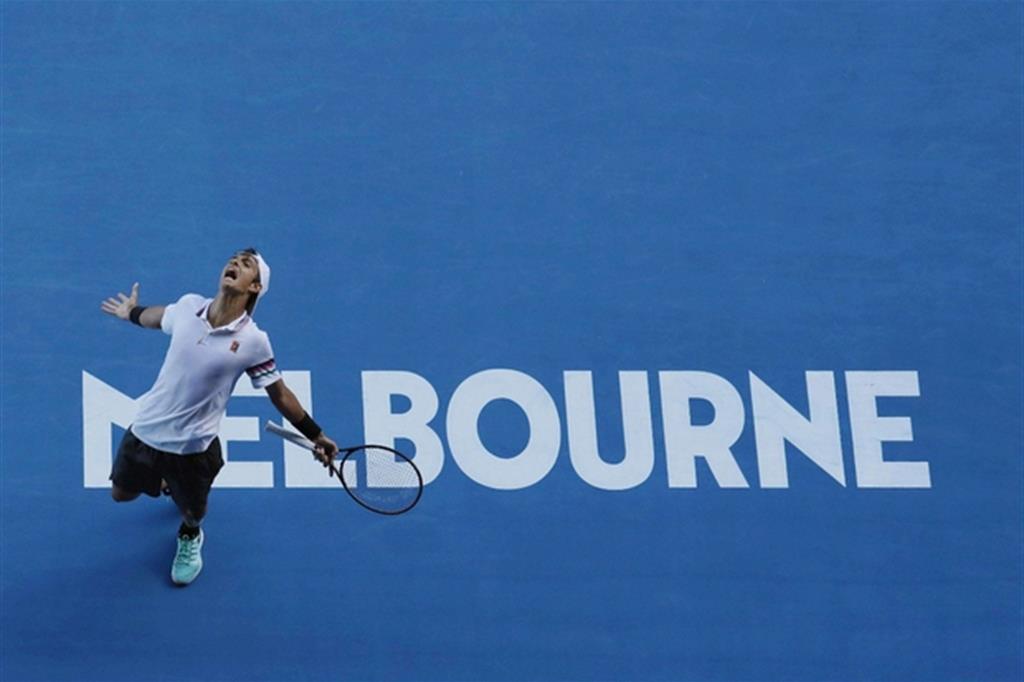 La nuova promessa del tennis italiano, Lorenzo Musetti, 17 anni a marzo, dopo aver vinto gli ultimi Australian Open juniores, primo azzurro nella storia / Ansa