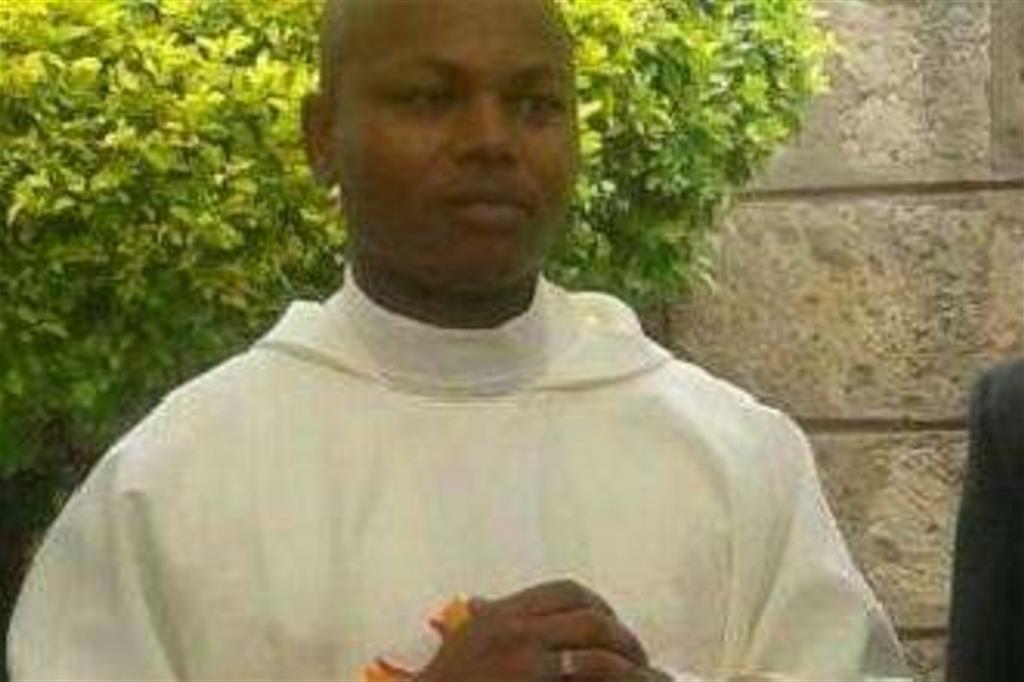 Il sacerdote Eutycus Murangiri Muthuri, 32 anni, accoltellato martedi notte (Il sismografo)