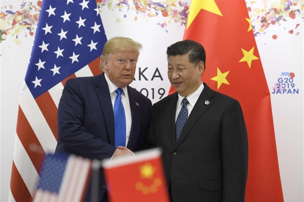 Donald Trump e Xi Jinping dopo il bilaterale a Osaka in Giappone (Ansa)