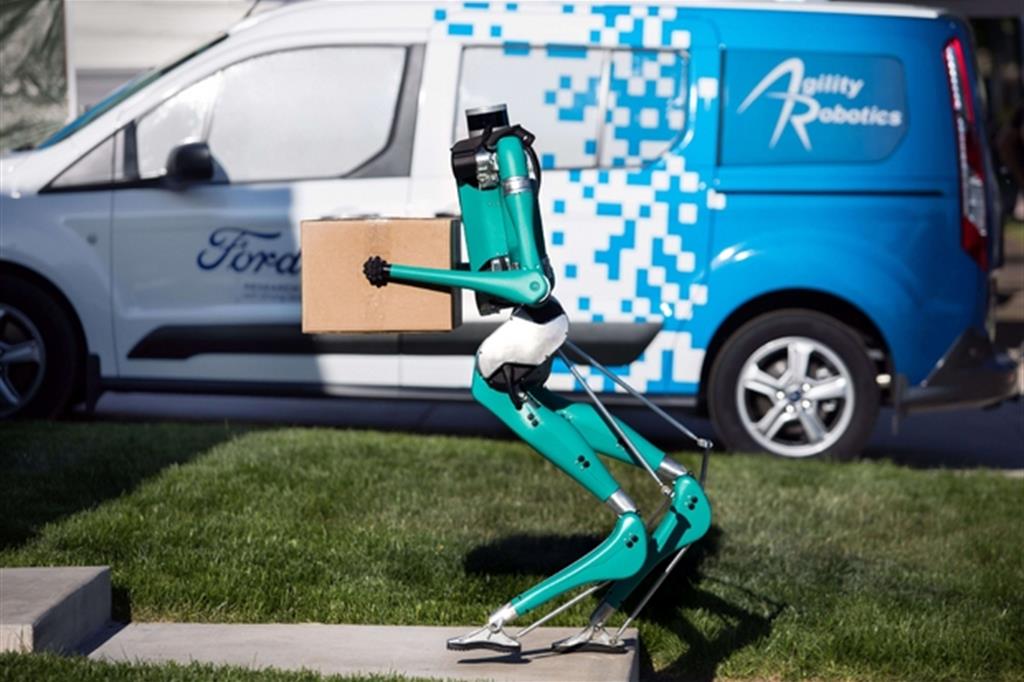 Ecco Digit, il robot di Ford che fa le consegne