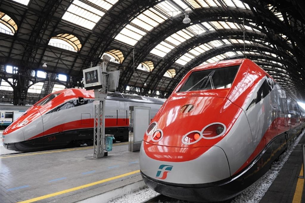 I super treni italiani una storia di successo ma metà del Paese non ne beneficia. Con i nuovi investimenti sulle ferrovie la necessità di guardare ai territori periferici