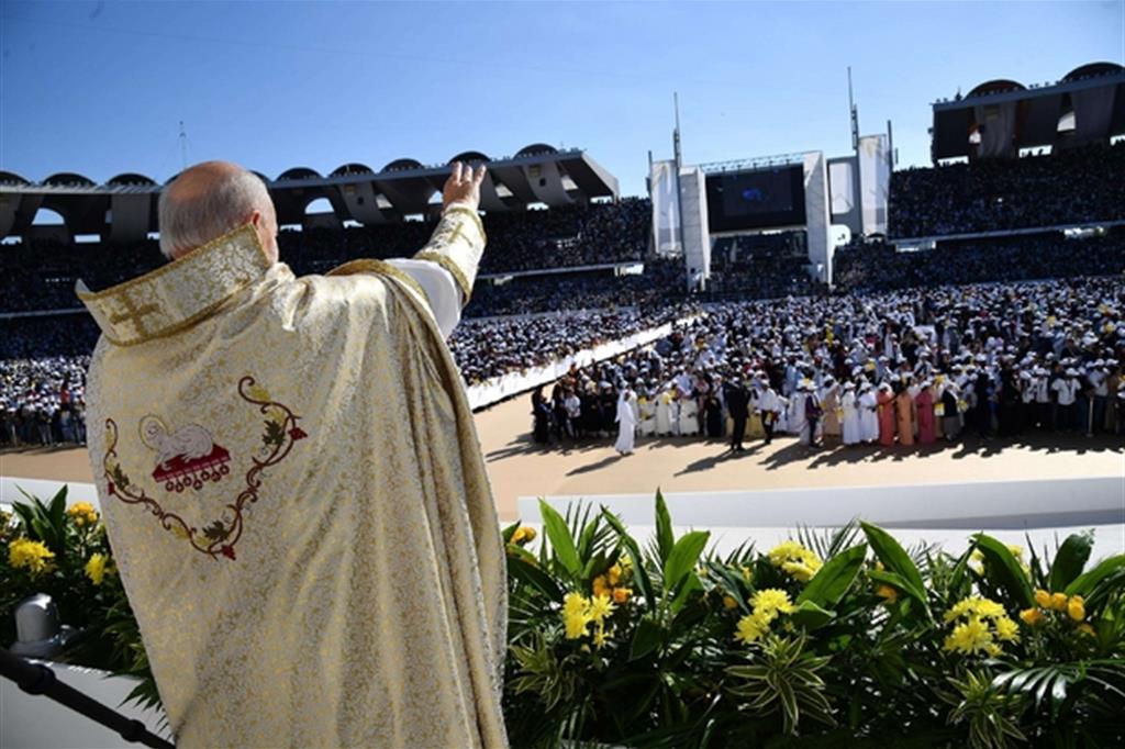 Il Papa: «Le vostre comunità siano oasi di pace»