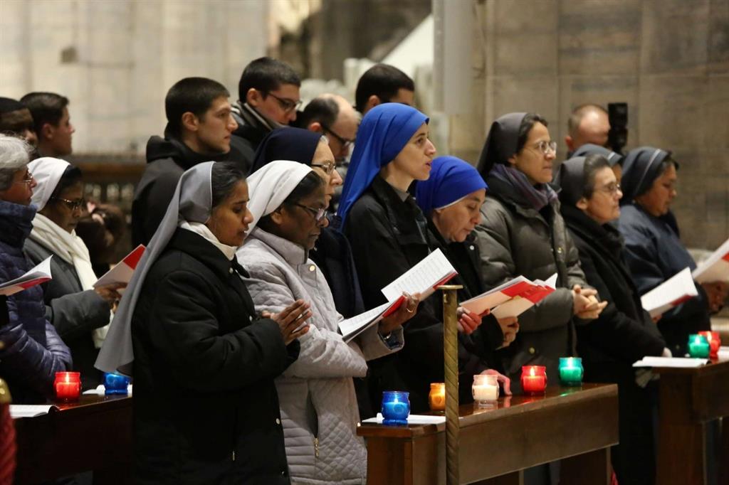 Duomo di Milano, 1 febbraio 2019: alla Messa per la Giornata della vita consacrata (Fotogramma)