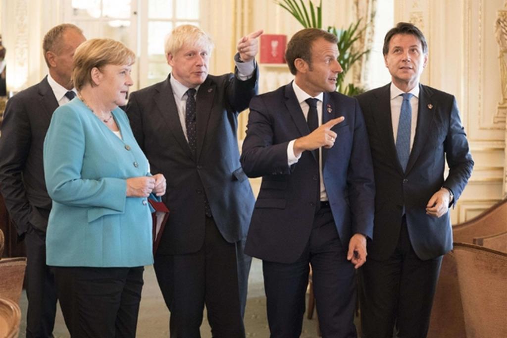 Primo giorno del G7 a Parigi (Ansa)