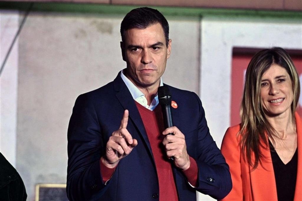 Spagna, socialisti senza maggioranza. Vola l'ultradestra