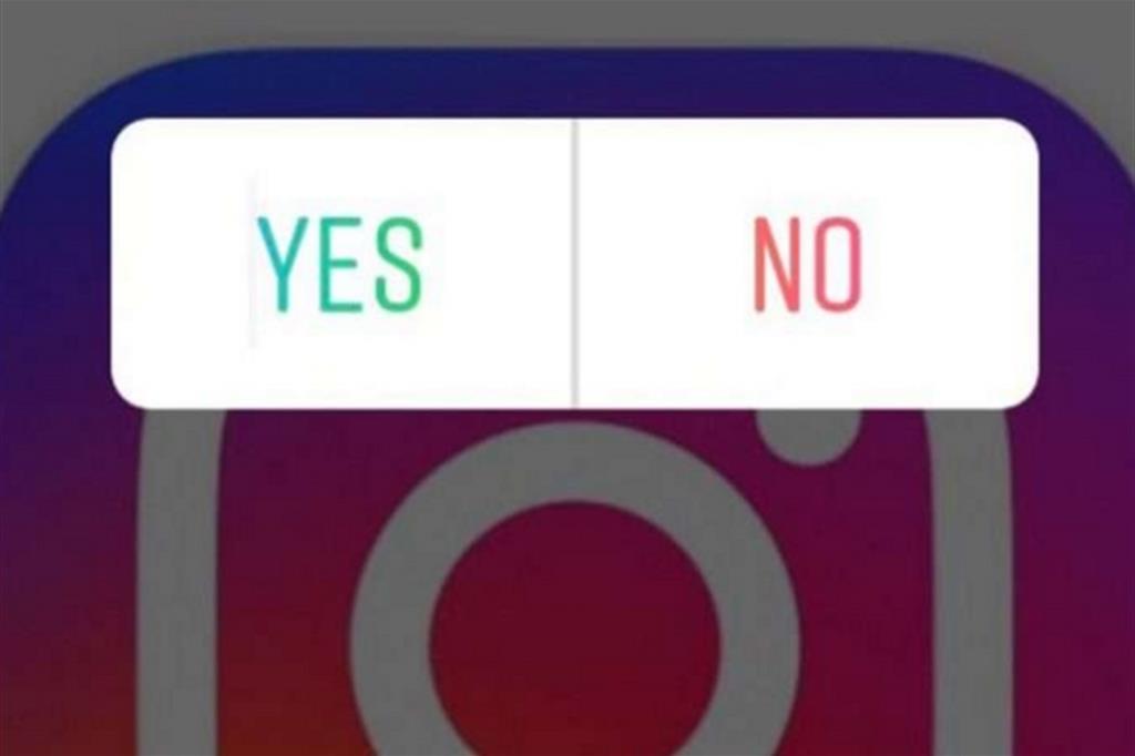 Chiede su Instagram se deve morire, vince il sì e si uccide