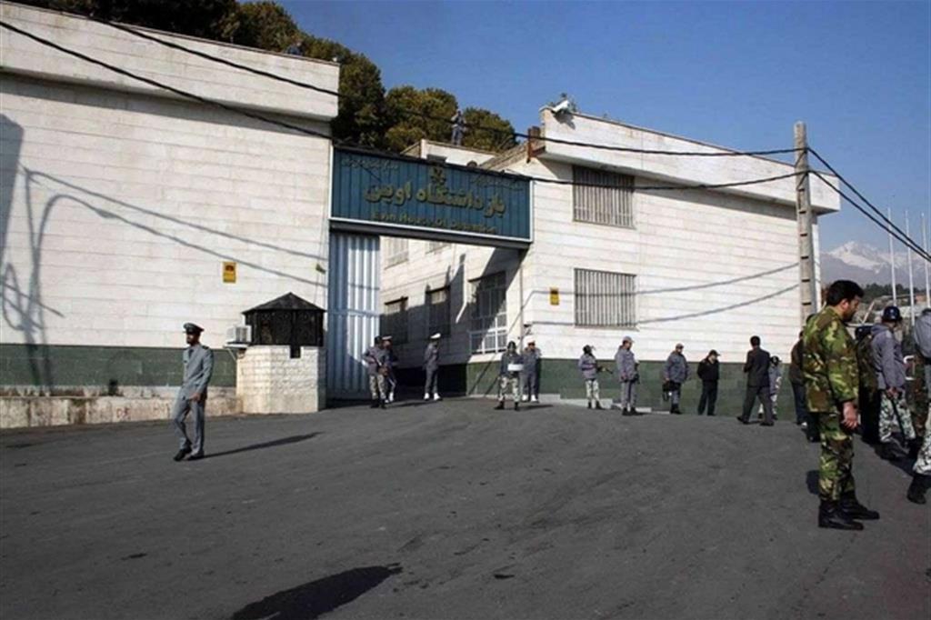 Il carcere di Evin, nel quartiere omonimo di Teheran: qui avviene il maggior numero di esecuzioni capitali (Wikipedia Commons Images))