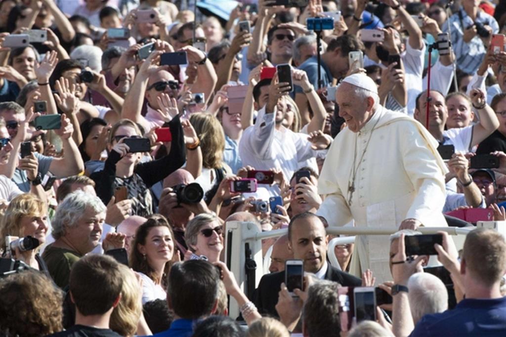 Papa Francesco: non c'è evangelizzazione senza Spirito Santo, senza gioia