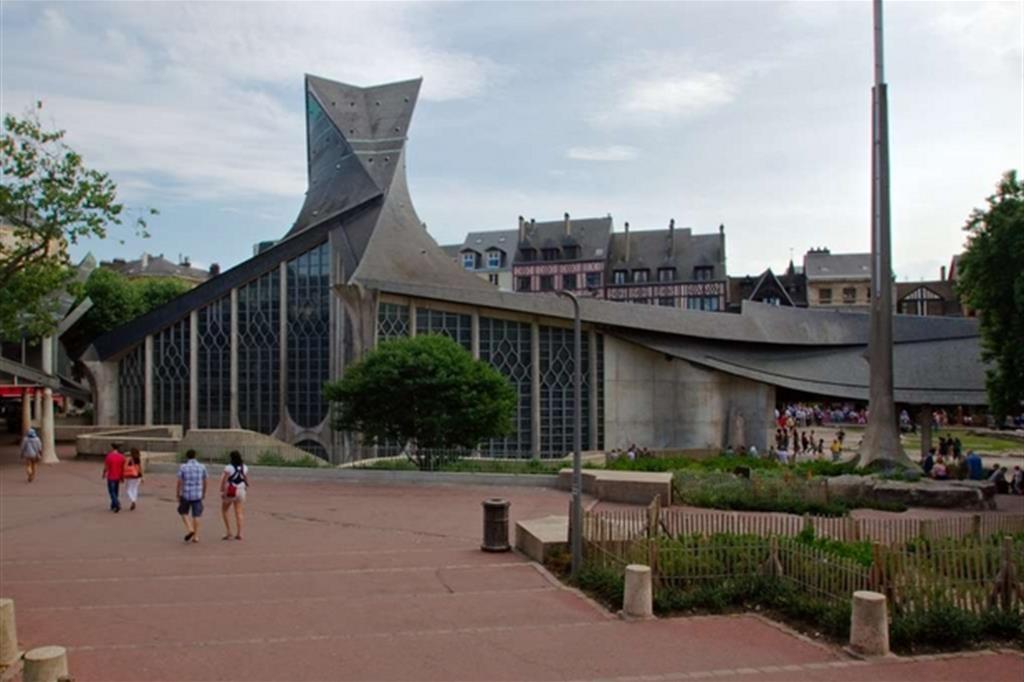 La chiesa a Rouen dedicata al martirio di Giovanna d'Arco