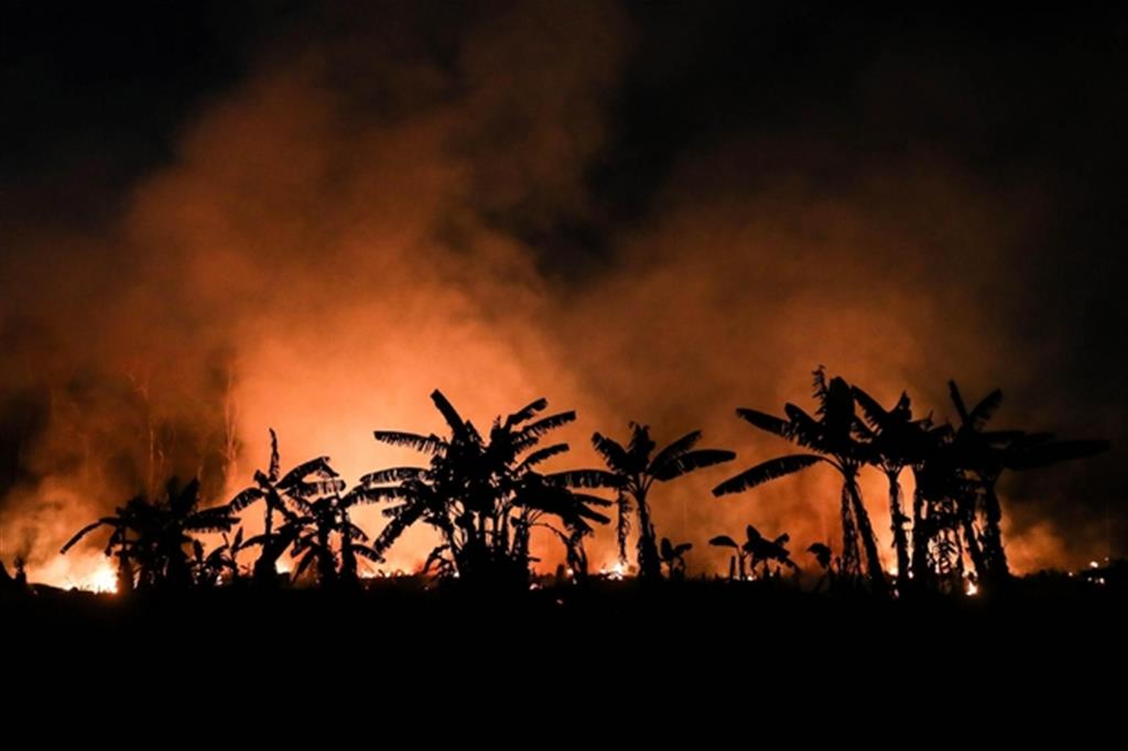 Incendio a Porto Velho, Brasile, il 9 Settembre 2019 (Ansa/Epa)