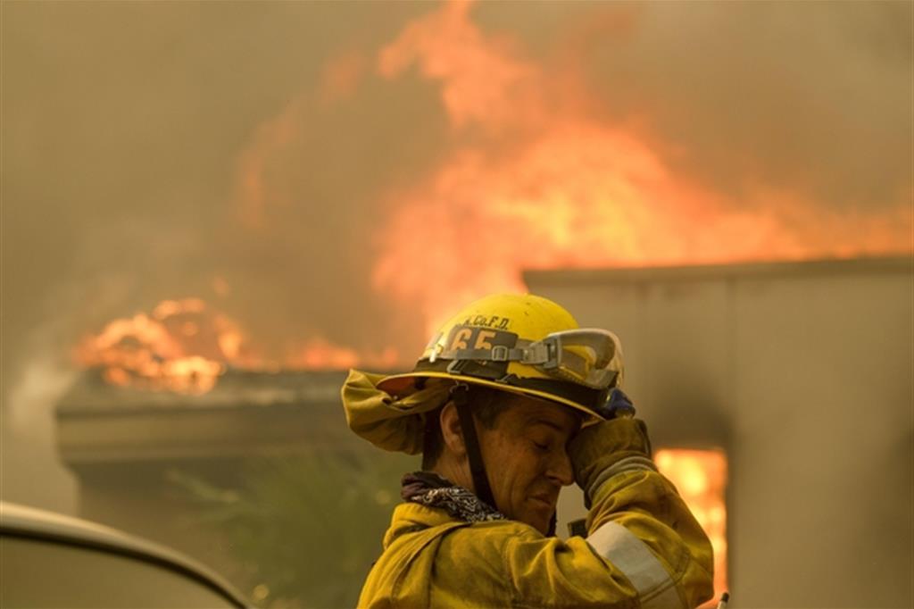 Incendi a Malibu, in California, nel novembre 2018 (Ansa/Ap)