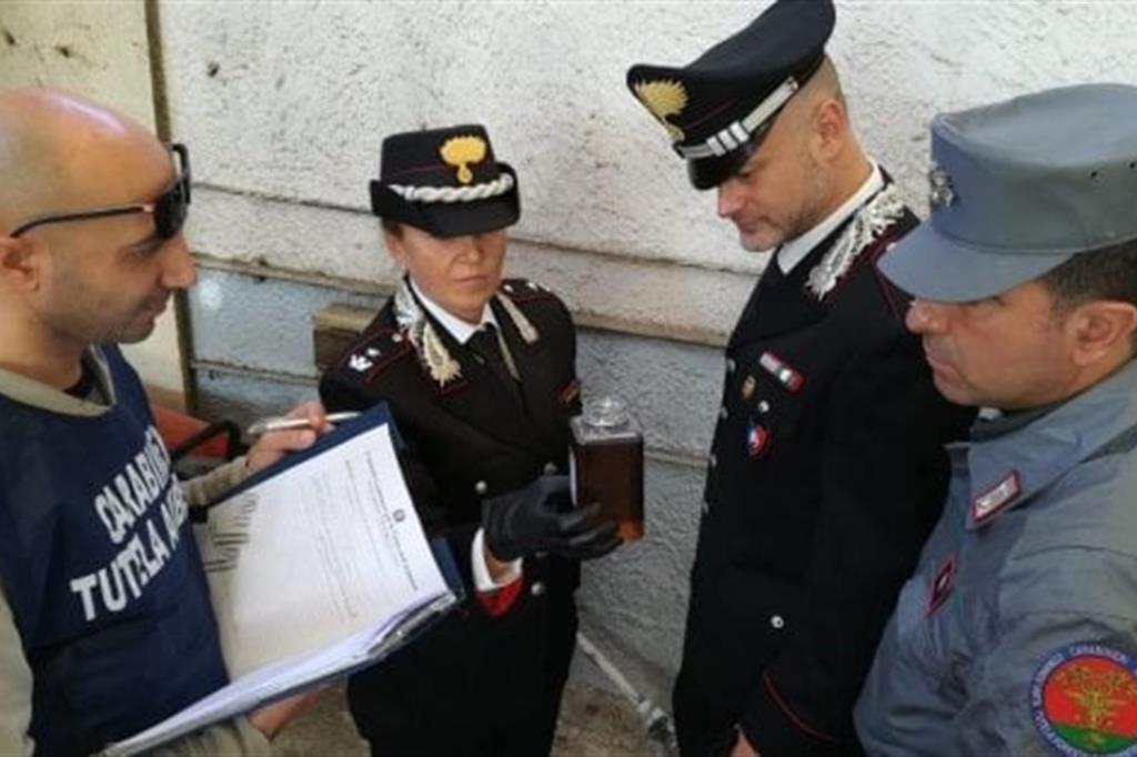 Gli accertamenti nei pozzi eseguiti dai carabinieri della compagnia di Caserta