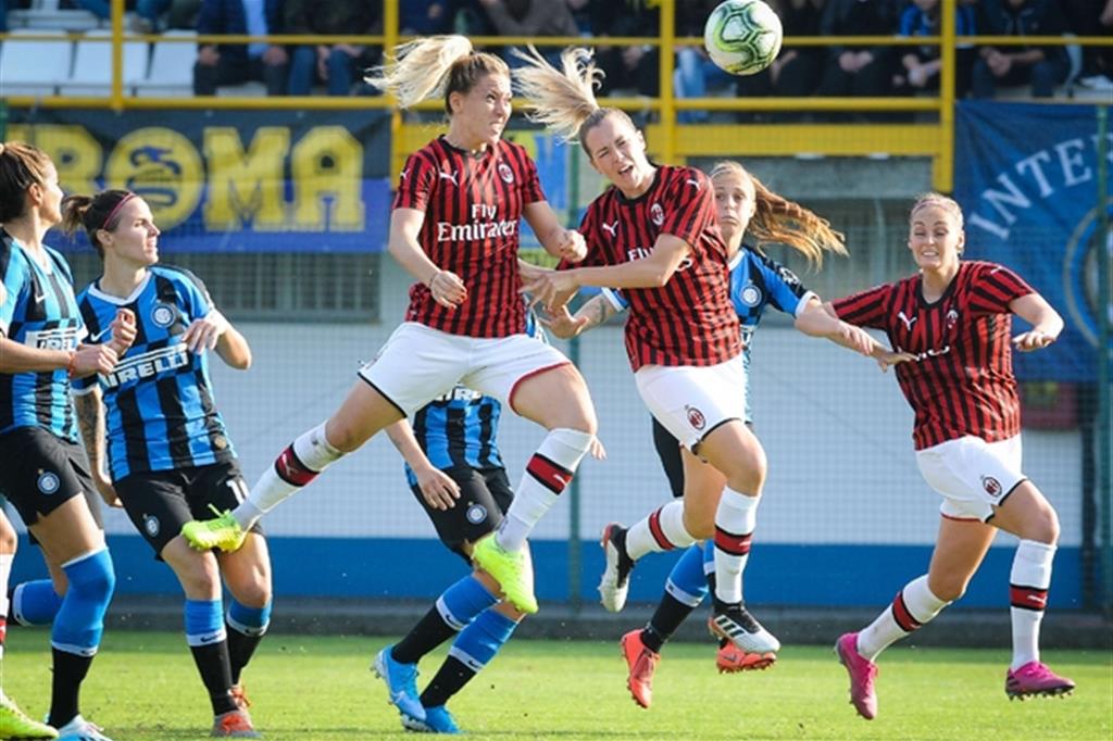 Il primo storico derby femminile tra Milan e Inter