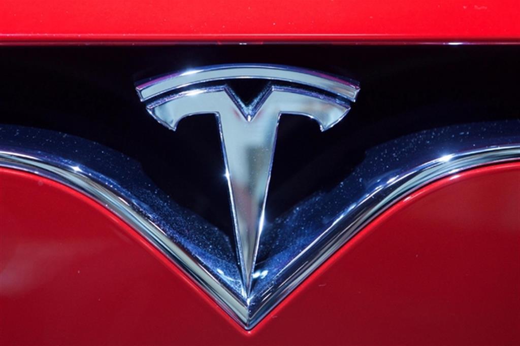 La Tesla inquina più del diesel? «Lo studio è sbagliato»