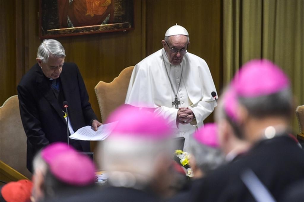 Papa Francesco apre in Vaticano il summit contro gli abusi il 22 febbraio 2019 (Siciliani)