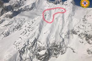 Valanga sul Monte Bianco, due sciatori morti (video)