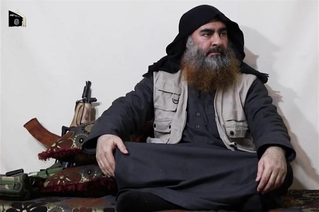 Una delle ultime immagini di Abu Bakr al-Baghdadi (Ansa)