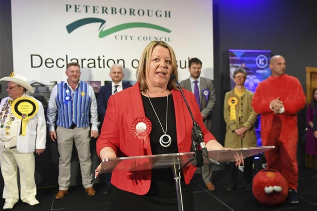 La candidata laburista Lisa Forbes vince il seggio di Peterborough, escluso il Brexit party