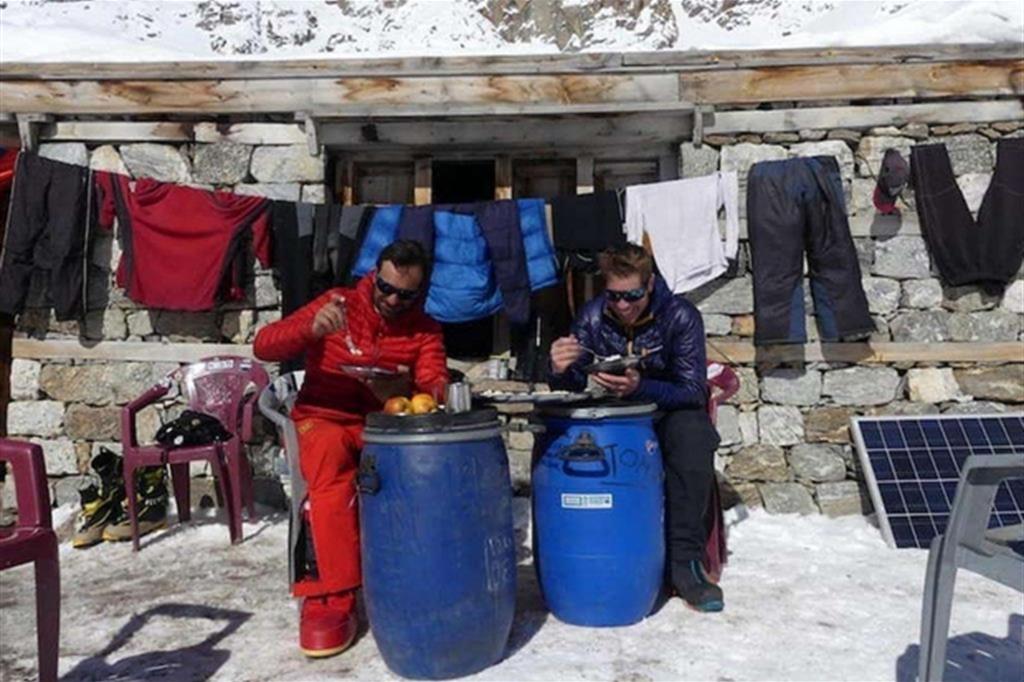 Una delle ultime immagini dei due scalatori Daniele Nardi e Tom Ballard morti sul Nanga Parbat