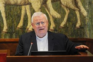Eutanasia e suicidio assistito, interviene il cardinale Bassetti