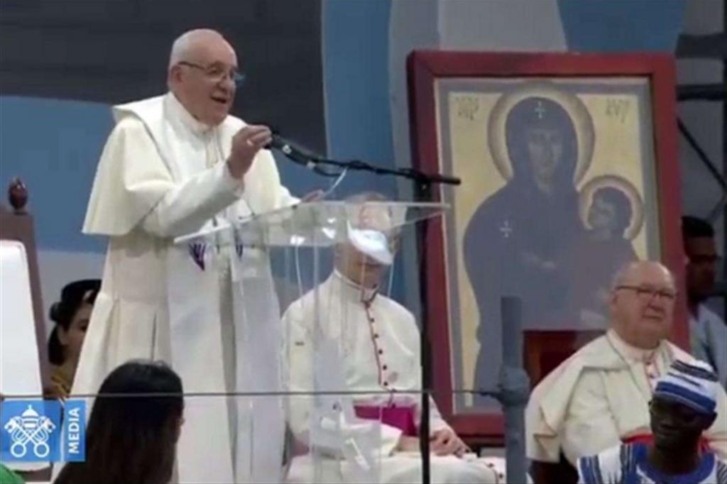 Papa Francesco parla alla cerimonia di apertura e accoglienza