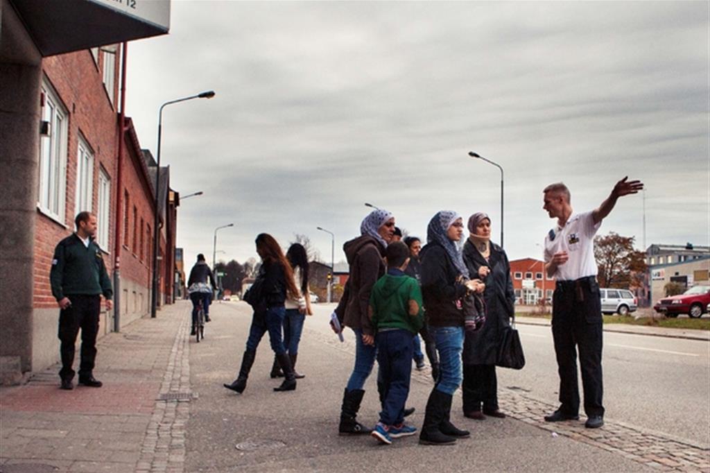 Profughi siriani all’arrivo alla stazione ferroviaria di Malmö (G. Lavagna)