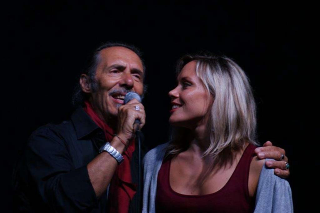 Il cantautore Marco Ferradini con la figlia Charlotte: in autunno usciranno i loro rispettivi album