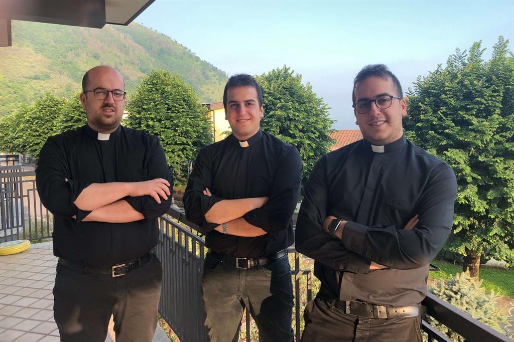I tre fratelli De Angelis futuri preti a Salerno