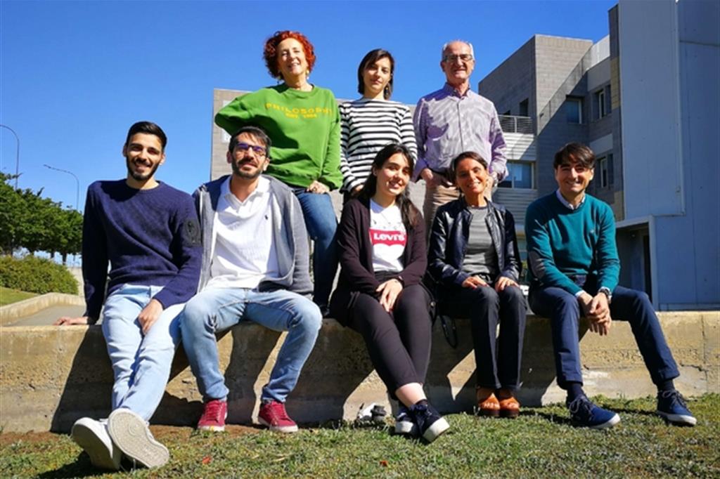 Il team dell'Università di Cagliari: Miriam Melis è la quarta seduta da sinistra
