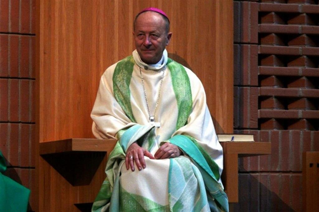 Francesco nomina monsignor Dubost amministratore apostolico di Lione