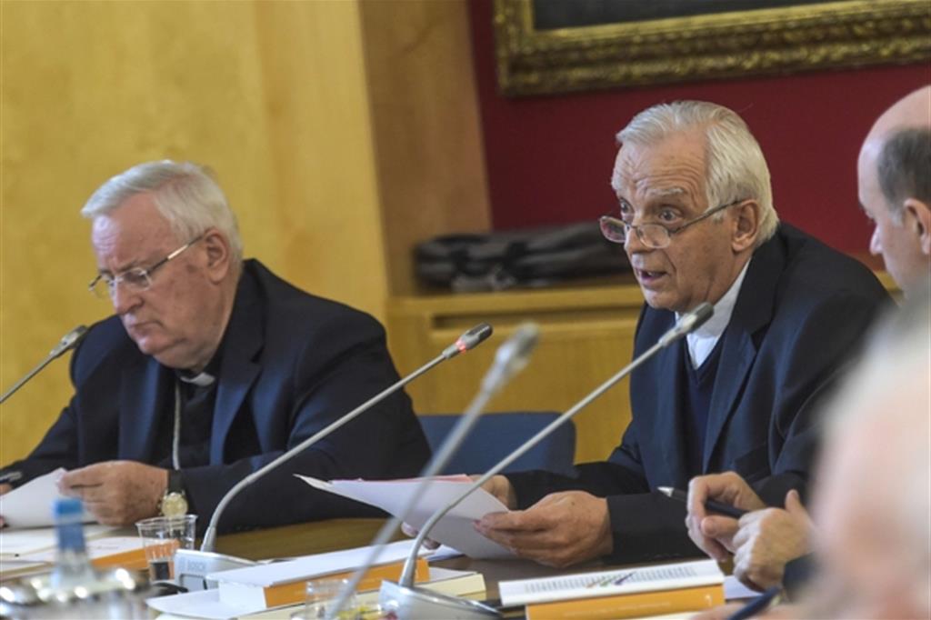 Il Consiglio permanente della Cei, l'introduzione di monsignor Meini (Cristian Gennari/Siciliani)
