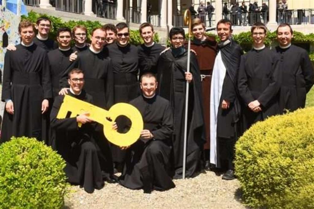 I 15 nuovi sacerdoti (dal sito Chiesa di Milano)