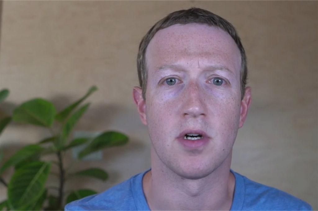 Mark Zuckerberg, fondatore e ceo di Facebook, nel filmato in cui spiega i nuovi impegni del social network