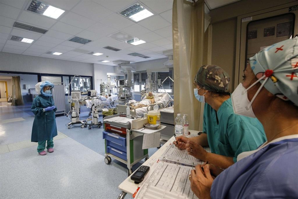 Reparto di Terapia intensiva Covid all'ospedale di Tor Vergata, Roma