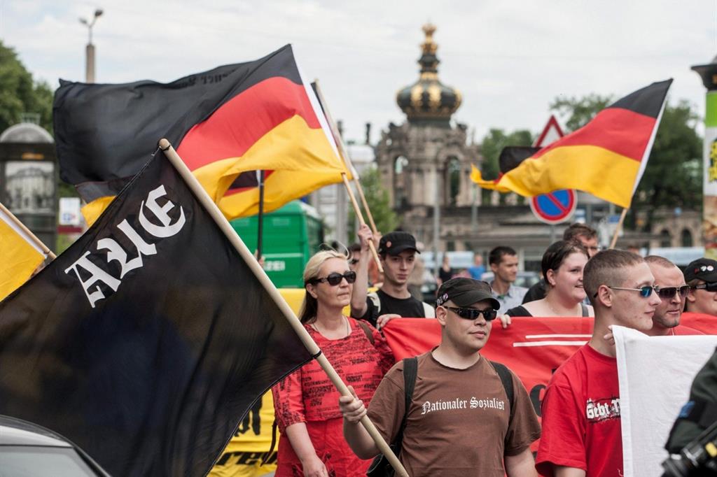 Una manifestazione neonazista in Germania
