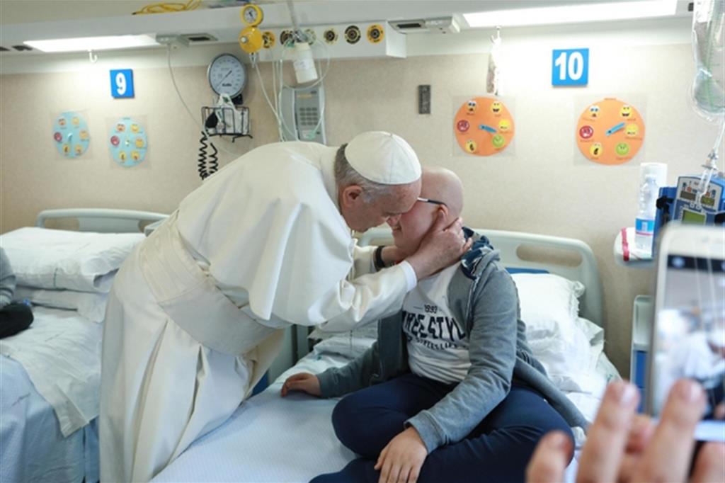 Il Papa all'ospedale Casa Sollievo della Sofferenza di San Giovanni Rotondo, 17 marzo 2018