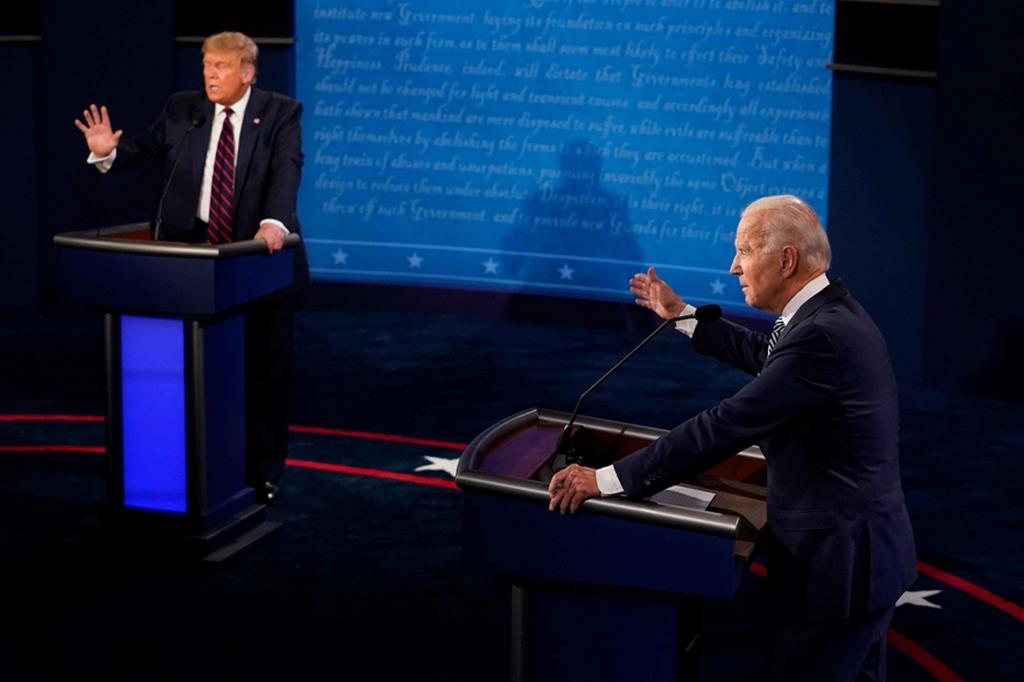 Chris Wallace, giornalista della Fox, non è riuscito a far rispettare l'ordine di intervento ai due candidati durante il primo dibattito